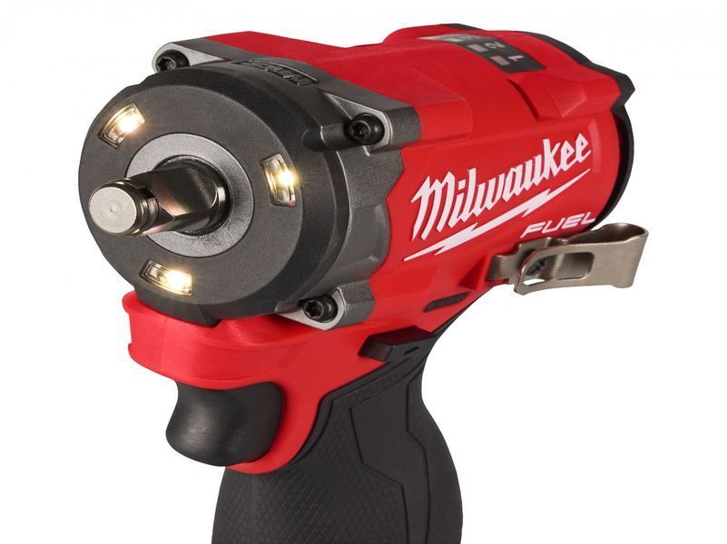 Гайковерт акумуляторний безщітковий 1/2'' MILWAUKEE, M12 FCIWF12G3-502X, 746Нм, з кільцем (зарядний пристрій С12 С, 2 акумулятор 4933493455 фото