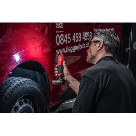 Ліхтар світлодіодний акумуляторний MILWAUKEE M18 PAL2-0 з шарнірним світловим блоком 4933479366 фото