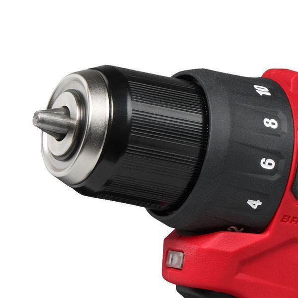 Дриль-шуруповерт акумуляторний безщітковий MILWAUKEE M12 BLDDRC-202C, 40Нм (зарядний пристрій С12, 2 акумулятори М12 В2 2Аг, клі 4933499686 фото