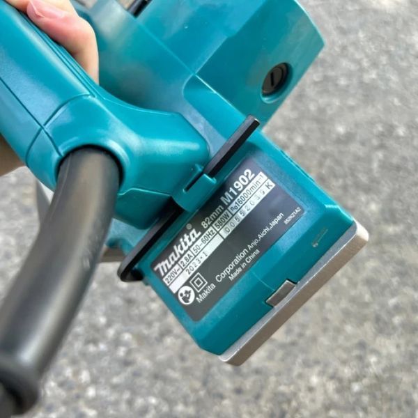 Рубанок Makita M1902B M1902B фото