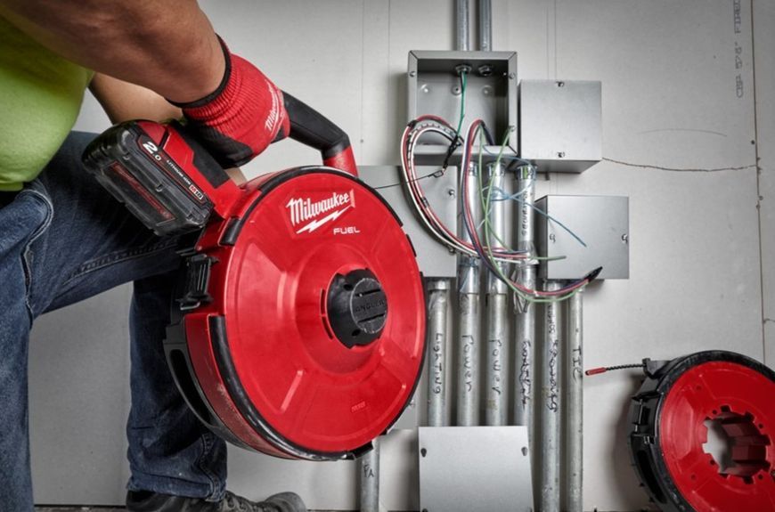 Пристрій акумуляторний для протягування кабелю MILWAUKEE, M18 FPFT-202 ST Set, 36м (зарядний пристрій M12-18 FC, 2 акумулятори M 4933471953 фото