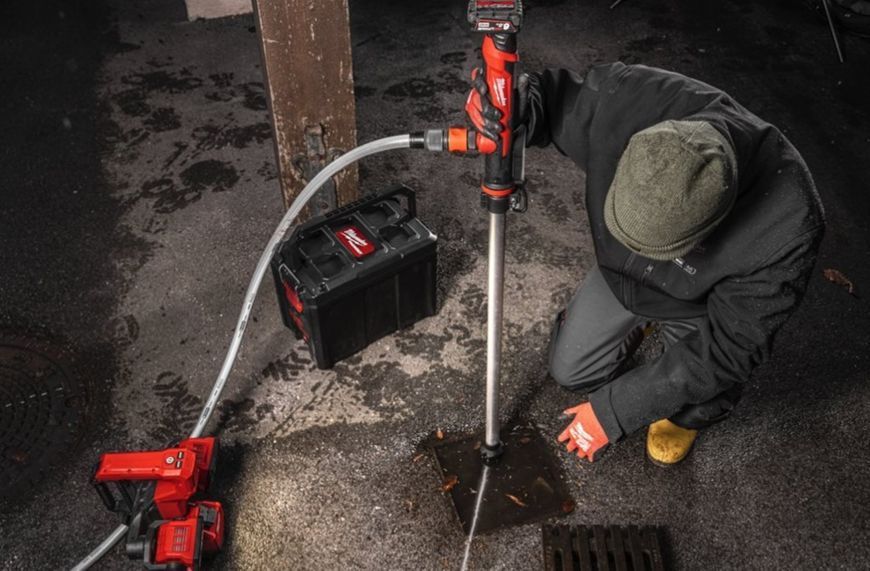 Насос для перекачування рідини акумуляторний MILWAUKEE, M12 BSWP-0 (каркас,картонне пакування) 4933479639 фото