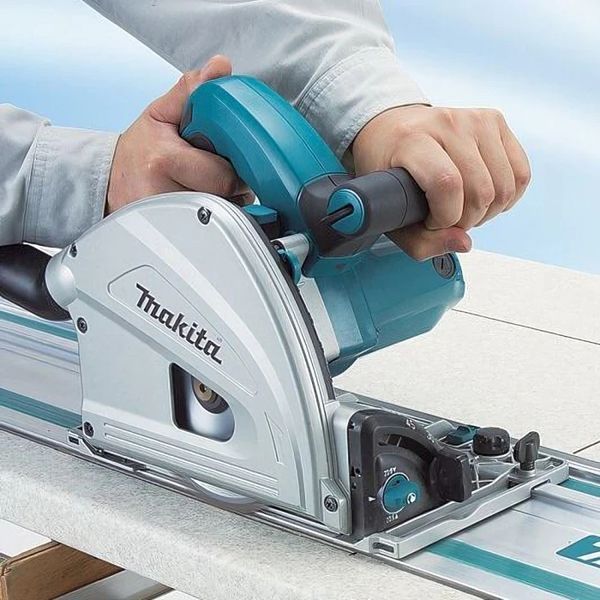 Занурювальна дисковая пила MAKITA SP6000J (Makpac кейс) + напрямна шина 199141-8 SP6000J_2 фото