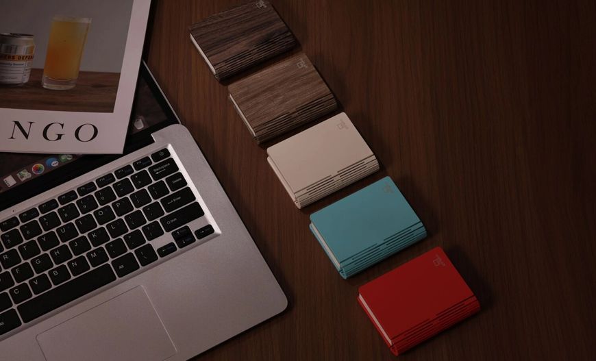 Світильник-книга на акумуляторі Gingko Super Mini Smart Book, дерево горіх | G086BK G086BK фото