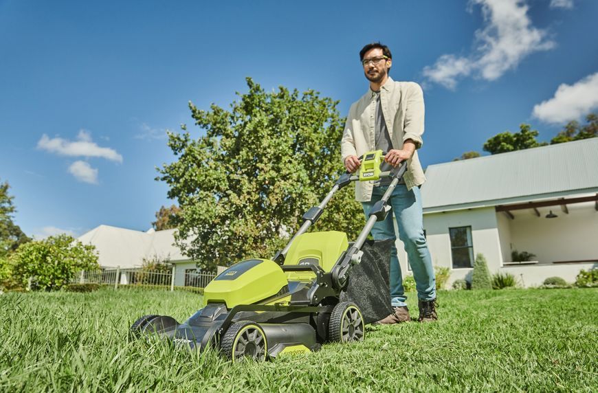 Газонокосарка акумуляторна Ryobi Max Power RY36LM40A-140 36В 1х4А&middot;год 40 см 50 л 25-75 мм 18.6 кг 5133005496 5133005496 фото