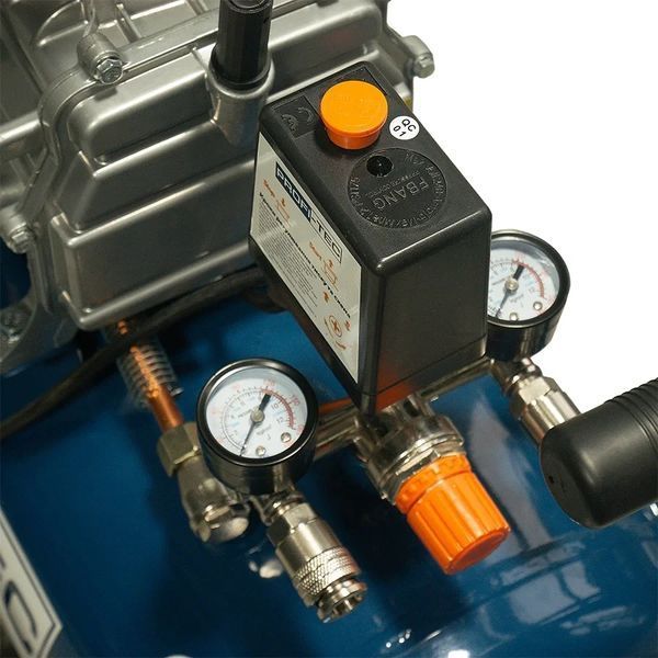Компресор масляний PROFI-TEC OC-50 (50 л, 1.5 кВт, 200 л/хв) 007819P фото