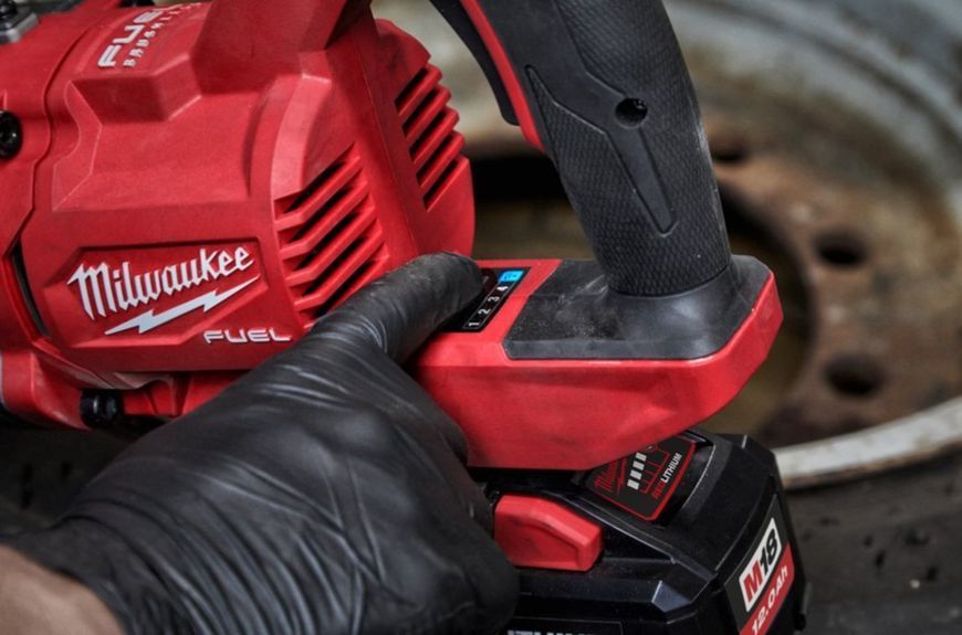 Гайковерт акумуляторний безщітковий 1'' MILWAUKEE, M18 ONEFHIWF1D-0C, 2711Нм, з кільцем (каркас, кейс) 4933471755 фото