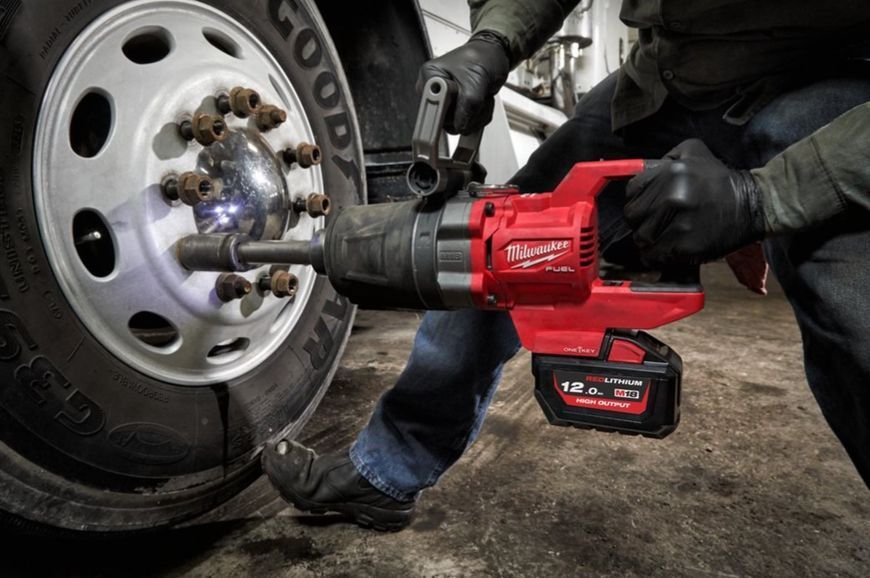 Гайковерт акумуляторний безщітковий 1'' MILWAUKEE, M18 ONEFHIWF1D-0C, 2711Нм, з кільцем (каркас, кейс) 4933471755 фото