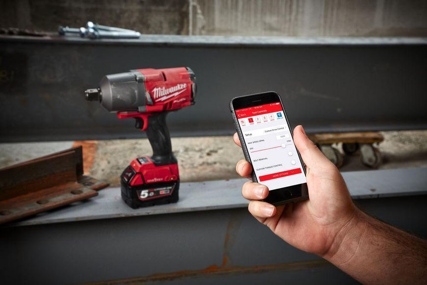 Гайковерт високомоментний MILWAUKEE 3/4" (2034Нм) M18 FUEL ONEFHIWF34-0 ONE-KEY (каркас, картонне пакування) 4933499164 фото