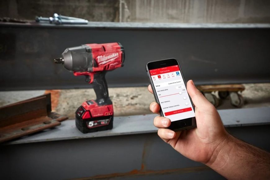 Гайковерт акумуляторний безщітковий 1/2'' MILWAUKEE, M18 ONEFHIWP12-0X, 1491Нм. з піном (каркас, HDкейс) 4933459724 фото