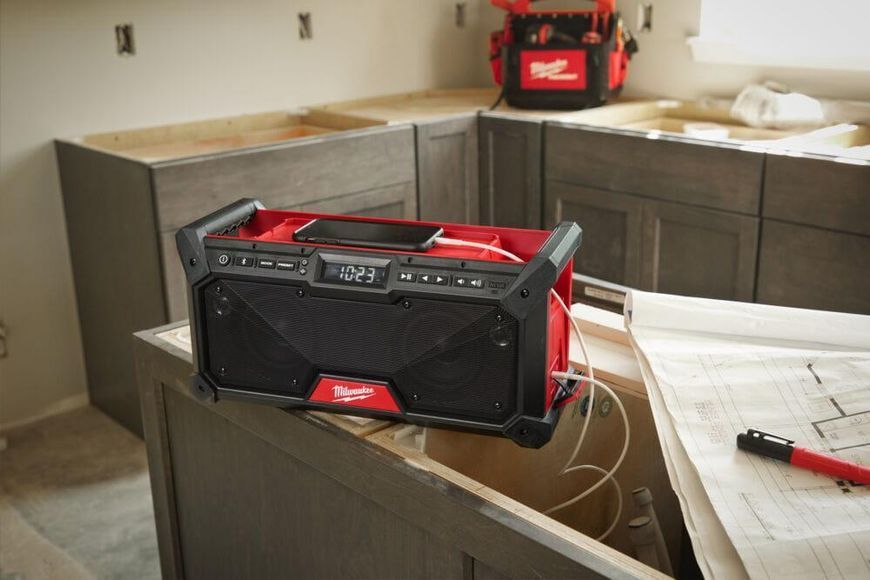 Радіоприймач акумуляторний MILWAUKEE, M18 RADDAB+G2-0 4933492344 фото