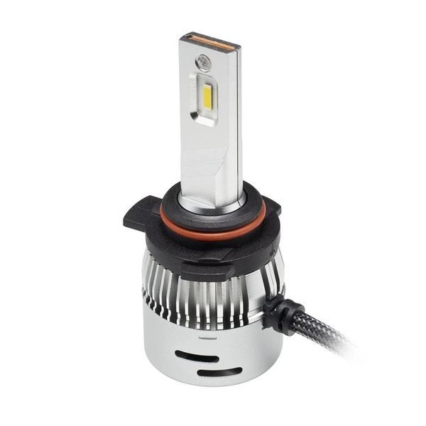Комплект ламп MLux LED - SILVER Line 9012/HIR2, 28 Вт, 5000&deg;К (2 шт.) 129413365 129413365 фото
