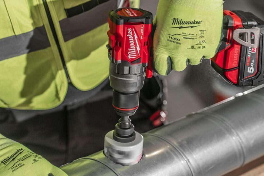 Дриль-шуруповерт акумуляторний безщітковий MILWAUKEE, M18 FDD3-0X,158Нм (каркас, кліпса для ременя, бічна ручка, HD кейс) 4933479862 фото