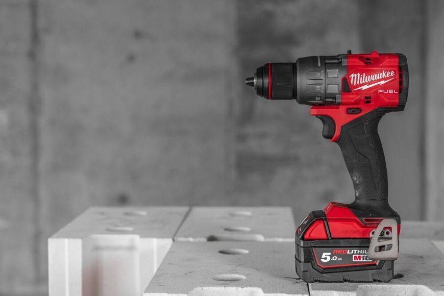 Дриль-шуруповерт акумуляторний безщітковий MILWAUKEE, M18 FDD3-0X,158Нм (каркас, кліпса для ременя, бічна ручка, HD кейс) 4933479862 фото