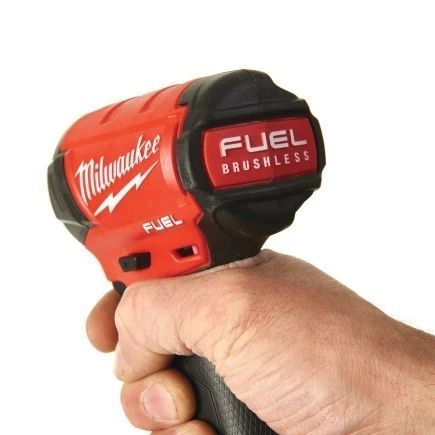 Шурупокрут ударний гідравлічний акумуляторний безщітковий MILWAUKEE (50 Нм) M18 FQID-0X (каркас) 4933459187 фото