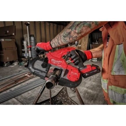Пила стрічкова акумуляторна безщіткова MILWAUKEE M18 FBS85-0C (каркас + кейс) 4933471496 фото