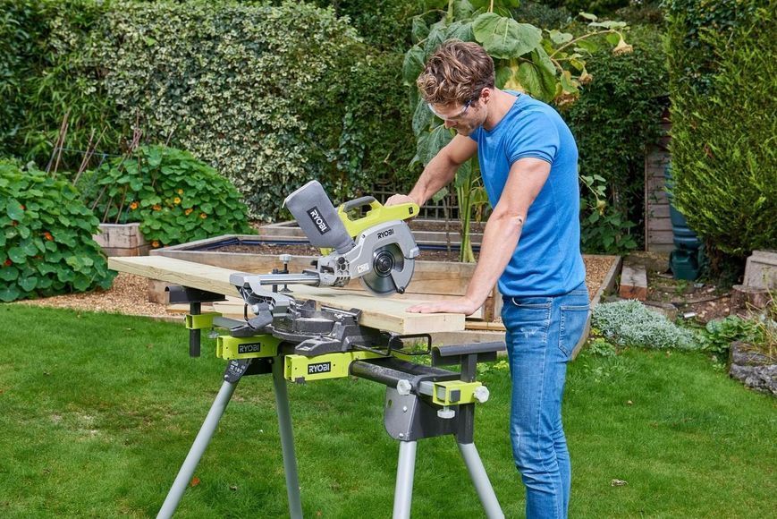 Пила торцювальна акумуляторна Ryobi ONE+ R18MS216-0 18В диск 216мм лазер 14.4кг без АКБ та ЗП 5133003597 5133003597 фото